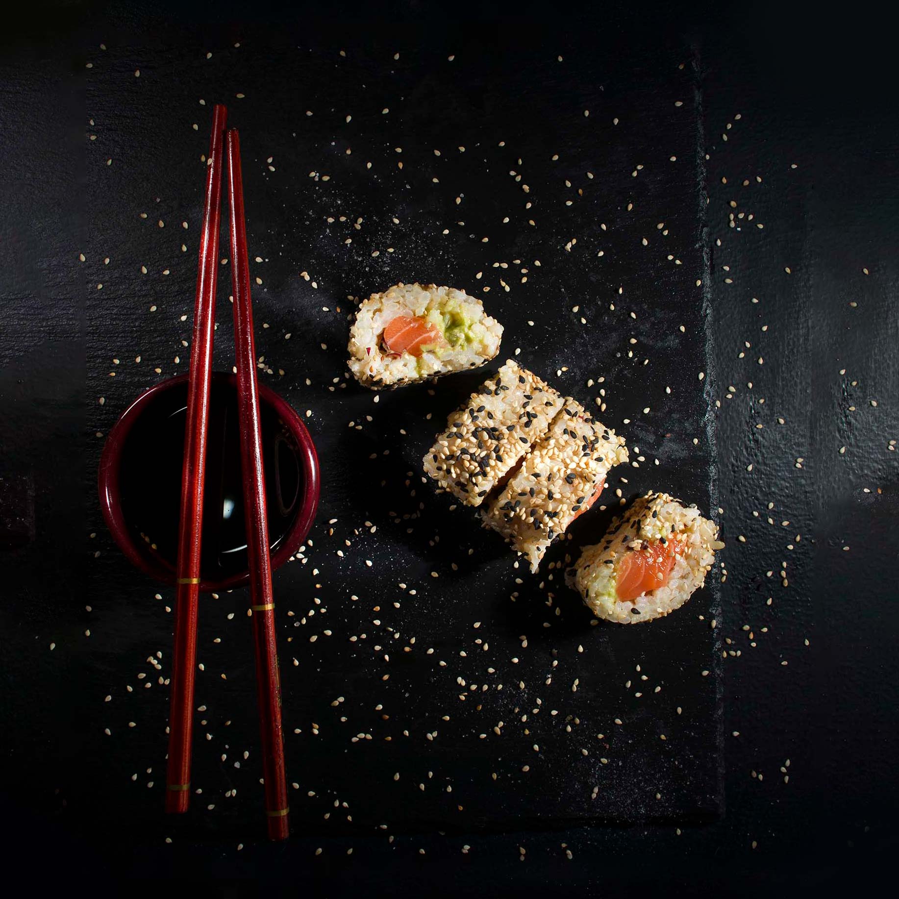 sushi-dish-with-chopsticks-PVJLAGB_